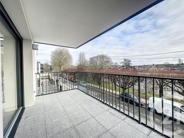 Appartement F3 à louer - 3 pièces - 61.1 m2 - LE MEE SUR SEINE - 77 - ILE-DE-FRANCE - Century 21 Cerim