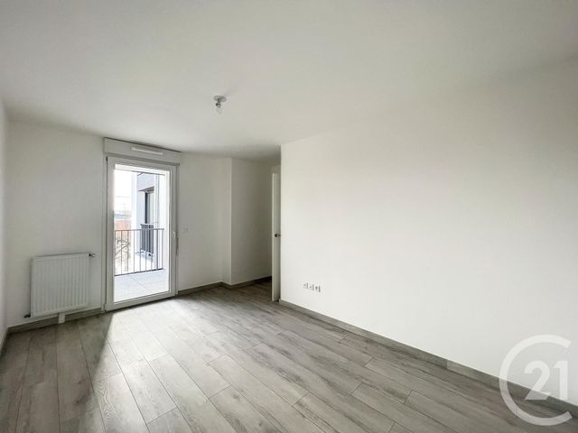 Appartement F3 à louer - 3 pièces - 61.1 m2 - LE MEE SUR SEINE - 77 - ILE-DE-FRANCE - Century 21 Cerim