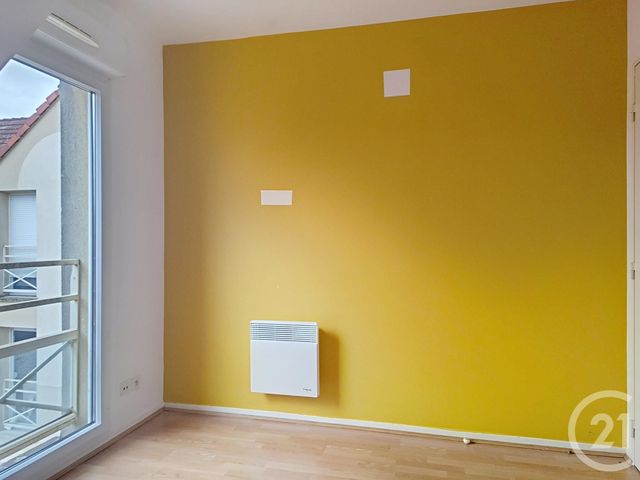 Appartement F3 à vendre - 3 pièces - 61.09 m2 - PRINGY - 77 - ILE-DE-FRANCE - Century 21 Cerim