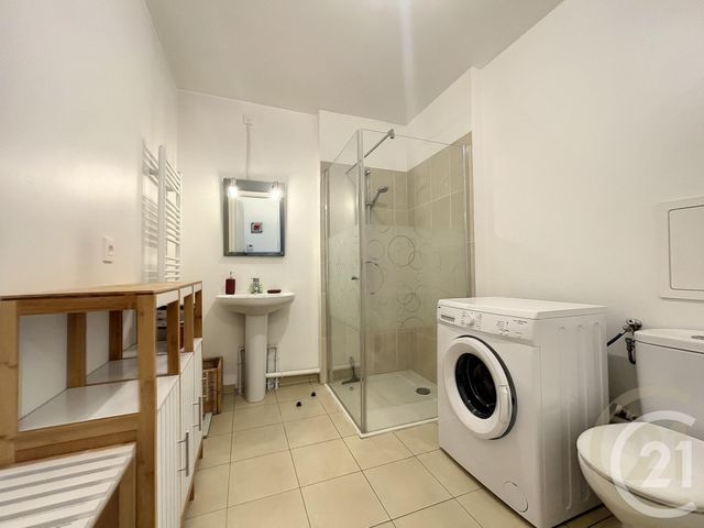Appartement F2 à louer - 2 pièces - 43.4 m2 - LE MEE SUR SEINE - 77 - ILE-DE-FRANCE - Century 21 Cerim
