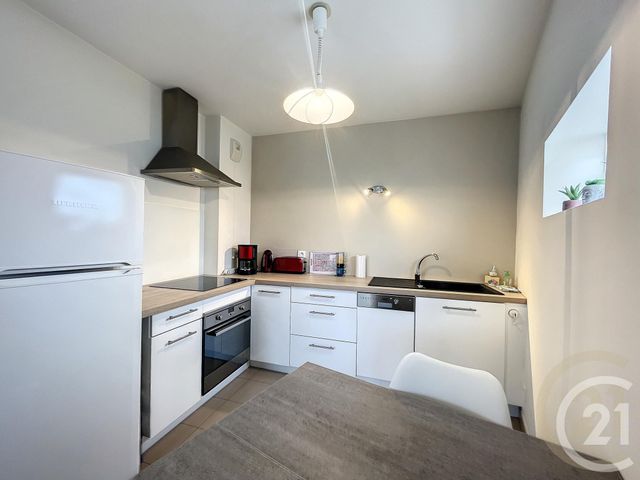 Appartement F2 à louer - 2 pièces - 43.4 m2 - LE MEE SUR SEINE - 77 - ILE-DE-FRANCE - Century 21 Cerim