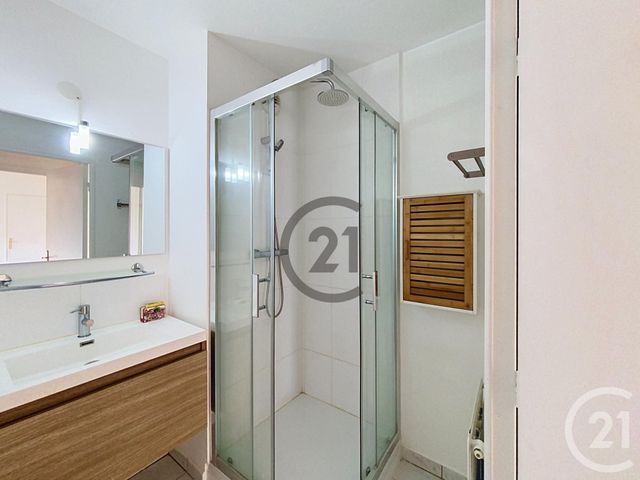 Appartement F2 à louer - 2 pièces - 46.59 m2 - MELUN - 77 - ILE-DE-FRANCE - Century 21 Cerim