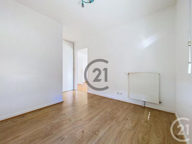 Appartement F2 à louer - 2 pièces - 46.59 m2 - MELUN - 77 - ILE-DE-FRANCE - Century 21 Cerim