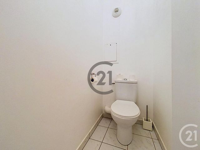 Appartement F2 à louer - 2 pièces - 46.59 m2 - MELUN - 77 - ILE-DE-FRANCE - Century 21 Cerim