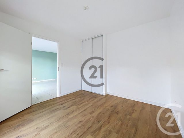 Appartement F3 à louer - 3 pièces - 60.8 m2 - DAMMARIE LES LYS - 77 - ILE-DE-FRANCE - Century 21 Cerim
