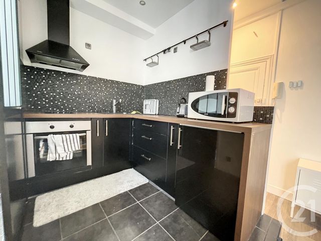 Appartement F2 à louer - 2 pièces - 33.7 m2 - MELUN - 77 - ILE-DE-FRANCE - Century 21 Cerim
