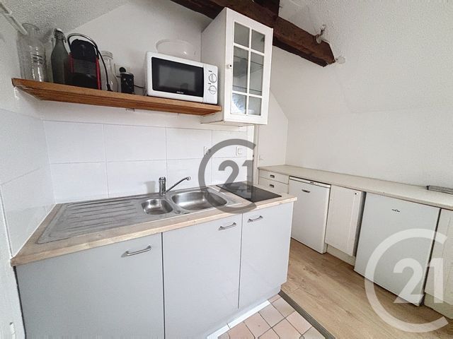 Appartement à louer - 2 pièces - 33.6 m2 - MELUN - 77 - ILE-DE-FRANCE - Century 21 Cerim