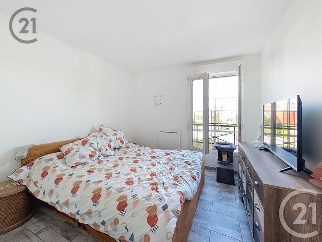 Appartement F4 à vendre - 4 pièces - 84.23 m2 - DAMMARIE LES LYS - 77 - ILE-DE-FRANCE - Century 21 Cerim