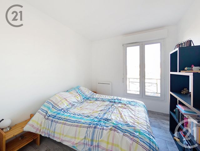 Appartement F4 à vendre - 4 pièces - 84.23 m2 - DAMMARIE LES LYS - 77 - ILE-DE-FRANCE - Century 21 Cerim
