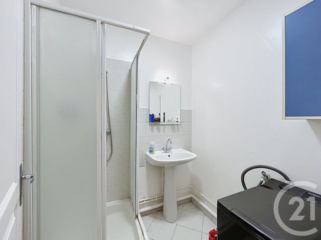 Appartement F2 à vendre - 2 pièces - 43.31 m2 - MELUN - 77 - ILE-DE-FRANCE - Century 21 Cerim