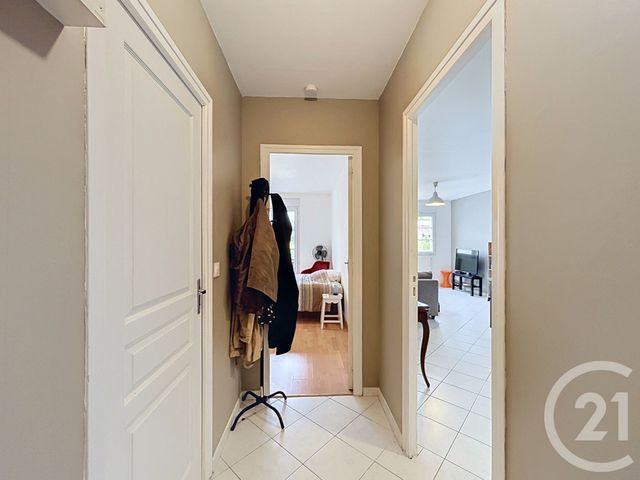 Appartement F2 à vendre - 2 pièces - 43.31 m2 - MELUN - 77 - ILE-DE-FRANCE - Century 21 Cerim