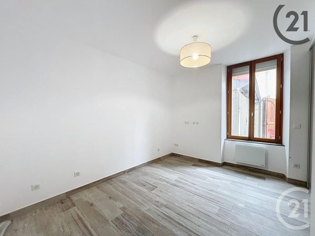 Appartement F3 à louer - 3 pièces - 61.01 m2 - MELUN - 77 - ILE-DE-FRANCE - Century 21 Cerim