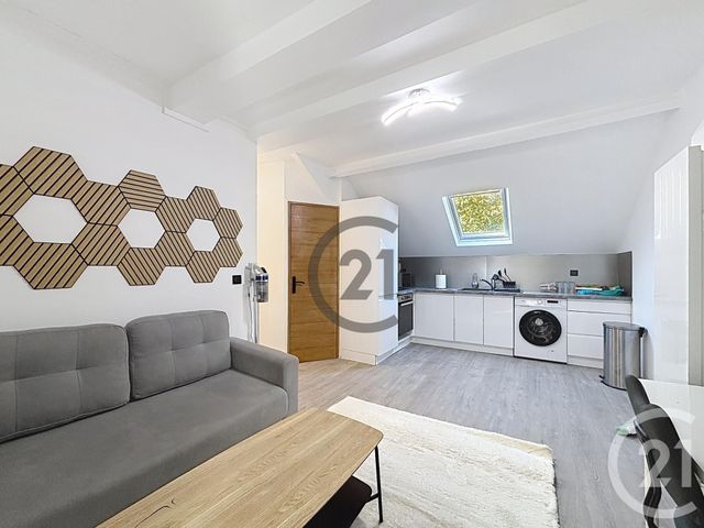 Appartement F1 à louer - 1 pièce - 25.0 m2 - MELUN - 77 - ILE-DE-FRANCE - Century 21 Cerim