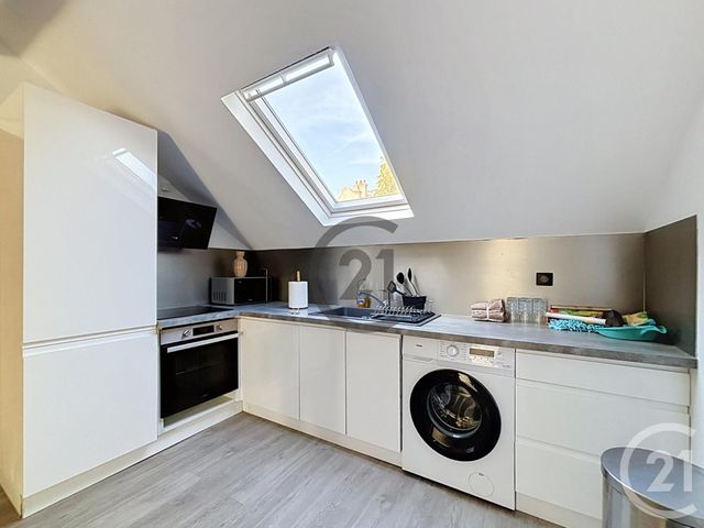 Appartement F1 à louer - 1 pièce - 25.0 m2 - MELUN - 77 - ILE-DE-FRANCE - Century 21 Cerim