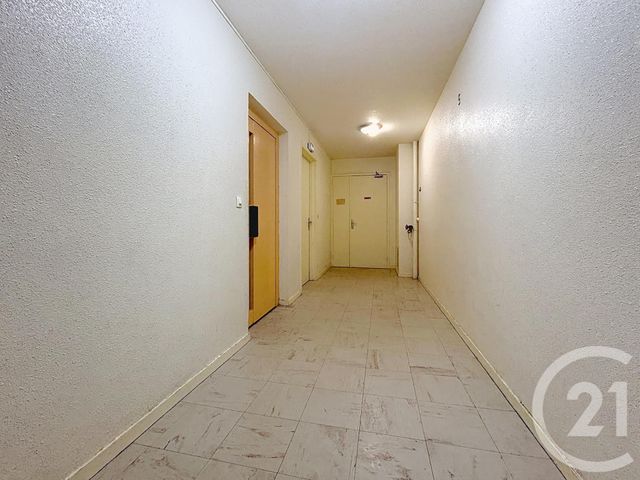 Appartement F2 à vendre - 2 pièces - 47.0 m2 - MELUN - 77 - ILE-DE-FRANCE - Century 21 Cerim