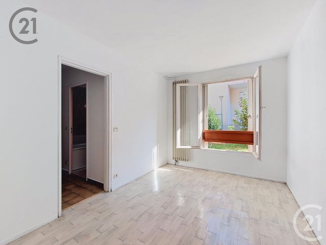 Appartement F3 à vendre - 3 pièces - 76.25 m2 - LE MEE SUR SEINE - 77 - ILE-DE-FRANCE - Century 21 Cerim