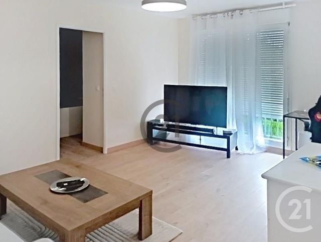Appartement F2 à louer - 2 pièces - 42.33 m2 - MELUN - 77 - ILE-DE-FRANCE - Century 21 Cerim