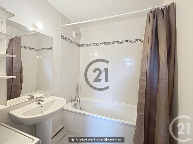 Appartement F2 à louer - 2 pièces - 42.33 m2 - MELUN - 77 - ILE-DE-FRANCE - Century 21 Cerim