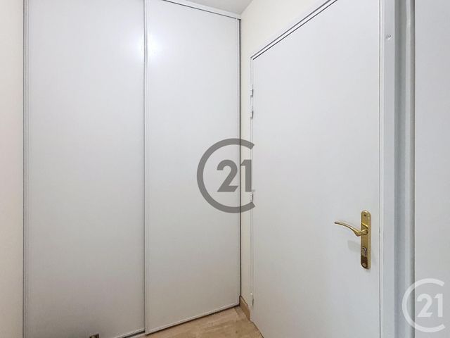 Appartement F2 à louer - 2 pièces - 42.33 m2 - MELUN - 77 - ILE-DE-FRANCE - Century 21 Cerim