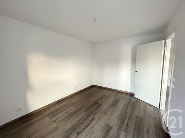 Appartement F2 à louer - 2 pièces - 45.1 m2 - MELUN - 77 - ILE-DE-FRANCE - Century 21 Cerim