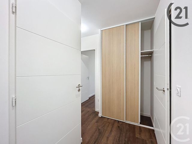 Appartement F3 à louer - 3 pièces - 58.96 m2 - DAMMARIE LES LYS - 77 - ILE-DE-FRANCE - Century 21 Cerim