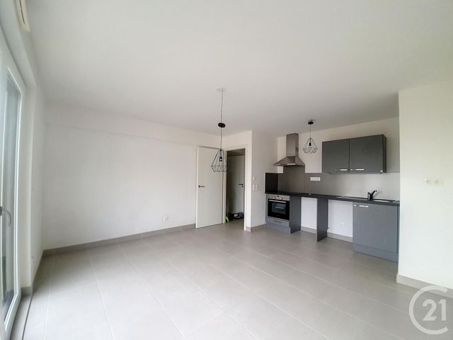 Appartement F2 à louer - 2 pièces - 41.55 m2 - MELUN - 77 - ILE-DE-FRANCE - Century 21 Cerim