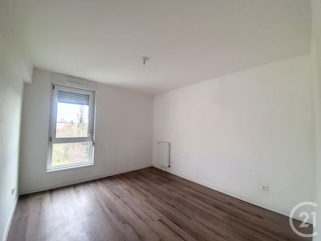 Appartement F2 à louer - 2 pièces - 41.55 m2 - MELUN - 77 - ILE-DE-FRANCE - Century 21 Cerim
