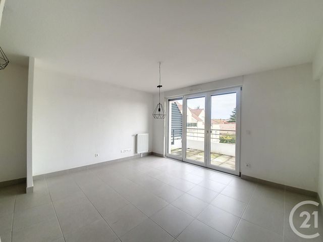 Appartement F2 à louer - 2 pièces - 41.55 m2 - MELUN - 77 - ILE-DE-FRANCE - Century 21 Cerim