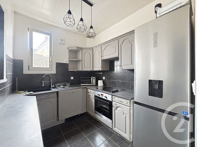 Appartement T3 à louer - 3 pièces - 63.36 m2 - MELUN - 77 - ILE-DE-FRANCE - Century 21 Cerim